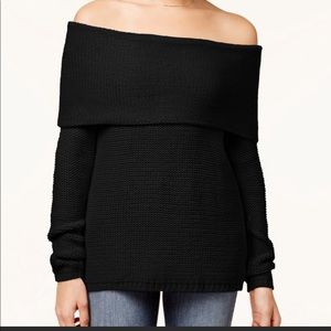 Freshman Off The Shoulder Black Sweater